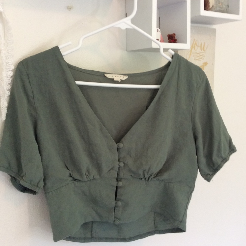 L.A. HEARTS short sleeve button front top